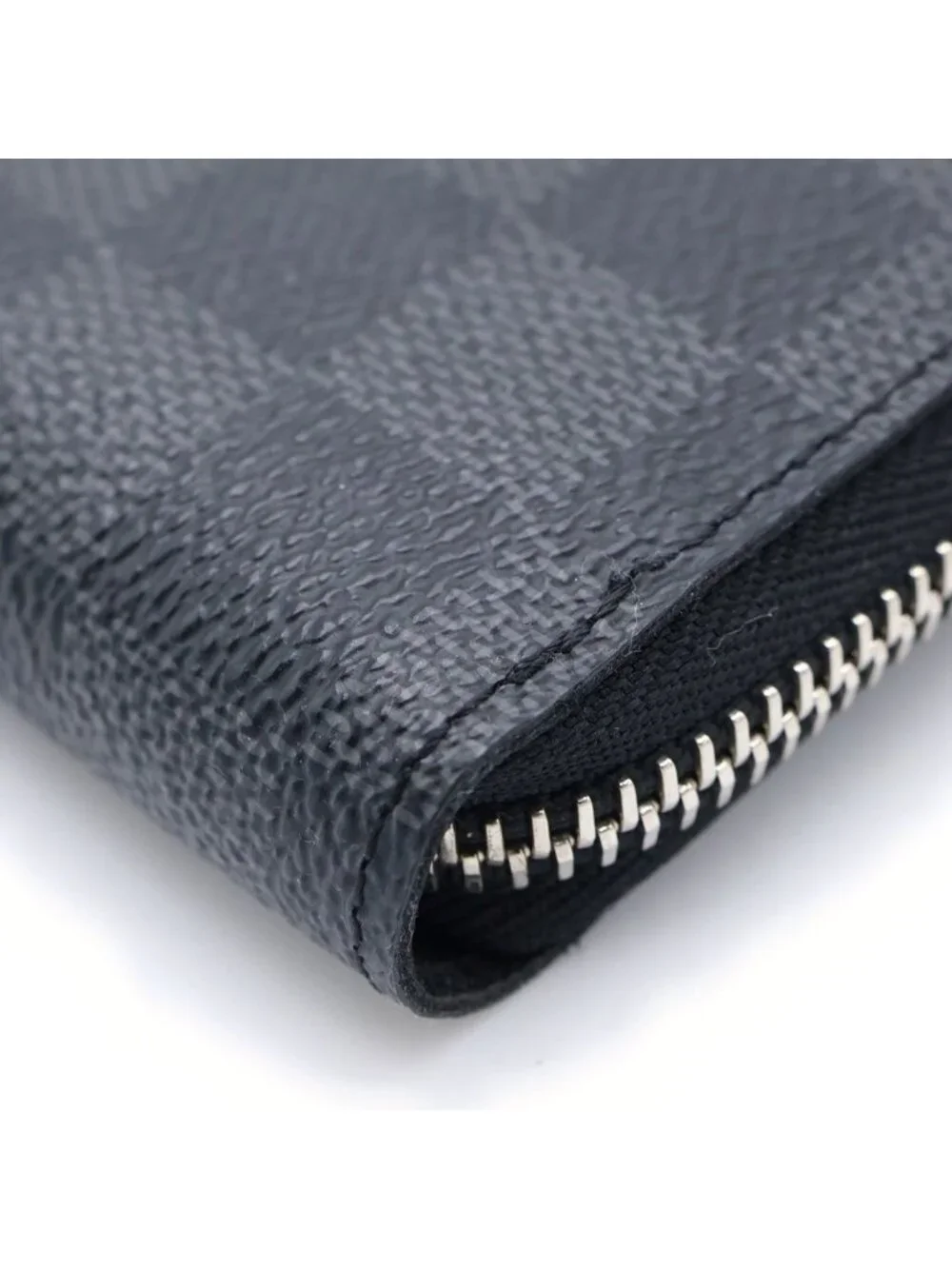 Louis Vuitton Damier Zippy Wallet Zip Around Black